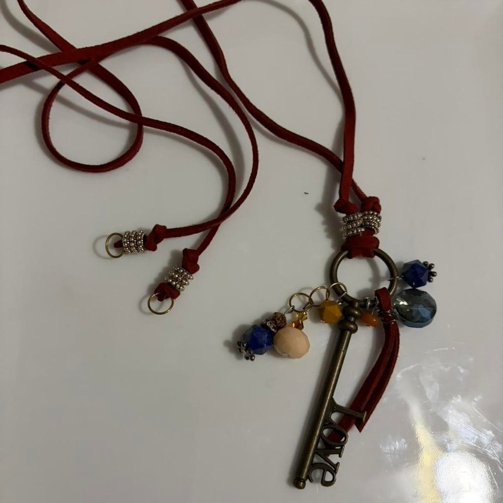 Handmade Boho Layered Burgundy Suede Choker Necklace Love Key Pendant Antique - Picture 5 of 7